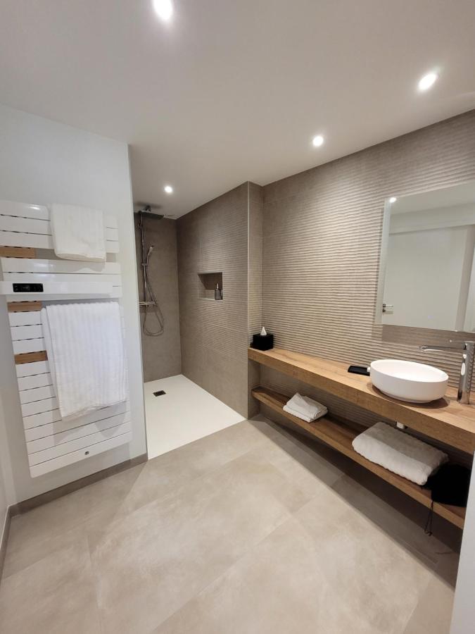 Lodges En Pierres Dorees Saint-Germain-Nuelles Екстериор снимка