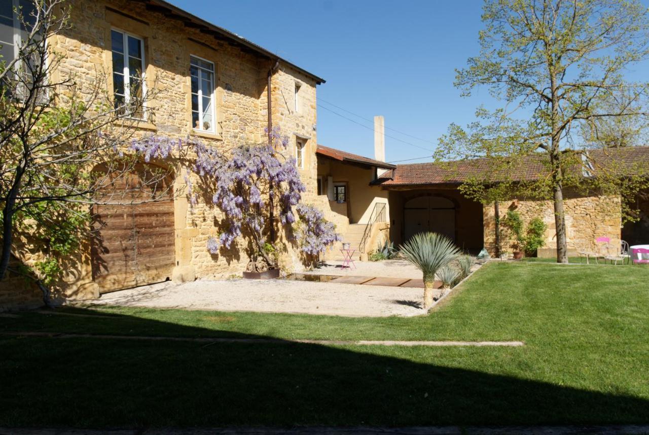 Lodges En Pierres Dorees Saint-Germain-Nuelles Екстериор снимка