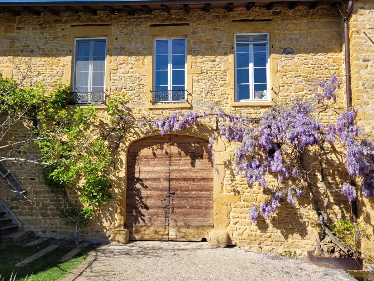 Lodges En Pierres Dorees Saint-Germain-Nuelles Екстериор снимка