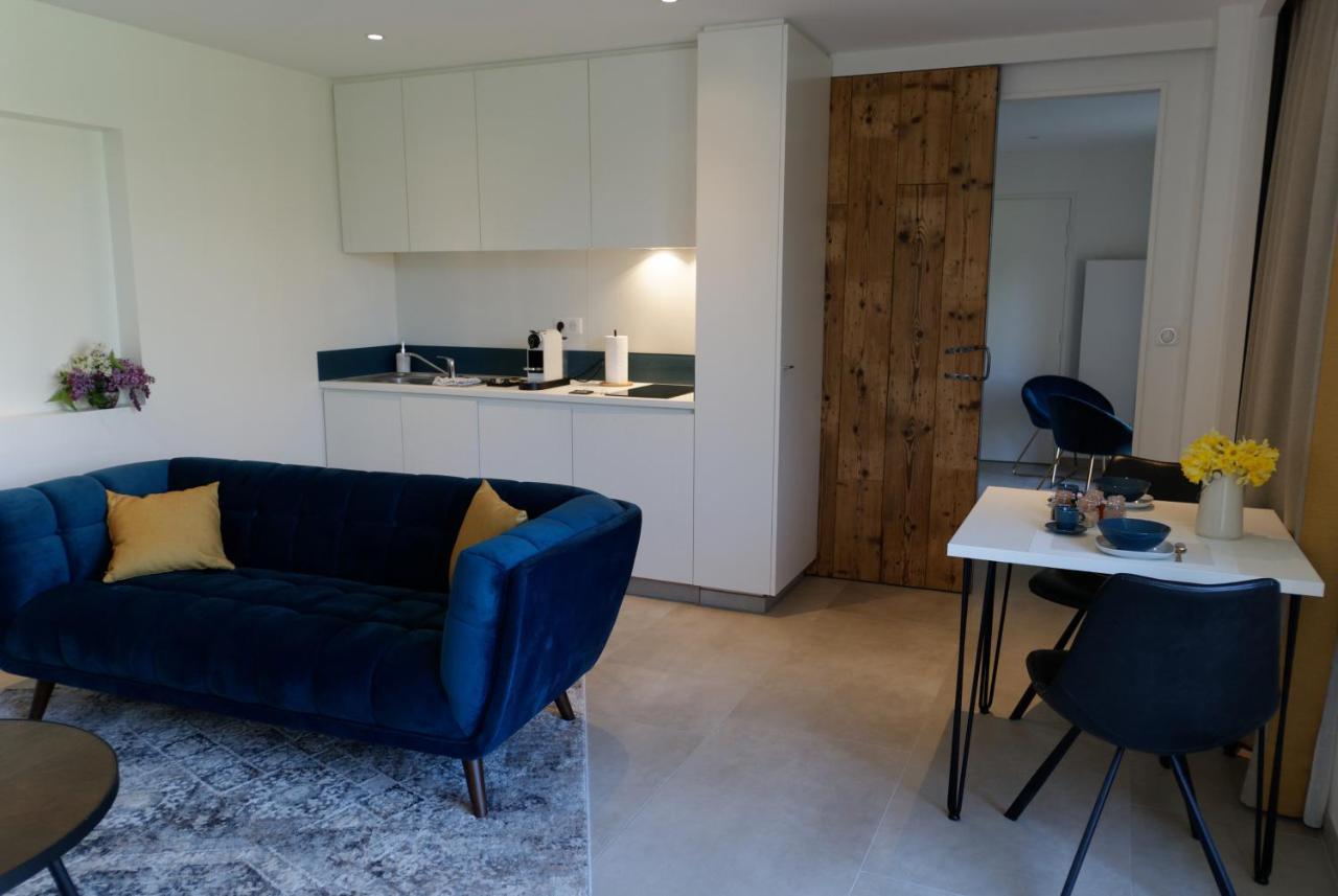 Lodges En Pierres Dorees Saint-Germain-Nuelles Екстериор снимка